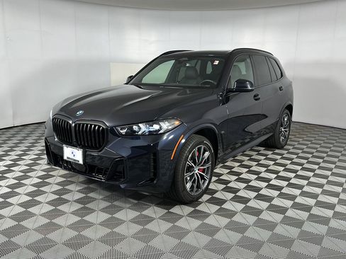 Used 2026 BMW X5 xDrive40i w/ M Sport Package AWD/4WD image 6