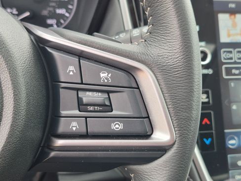 Used 2025 Subaru Outback Premium w/ Popular Package #1A image 16