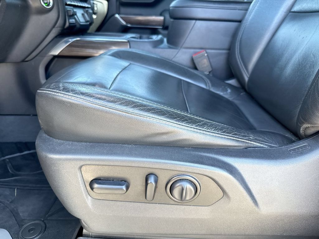Used 2020 Chevrolet Silverado 1500 RST w/ All-Star Edition AWD/4WD image 14
