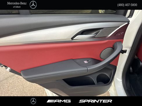 Used 2025 BMW X4 xDrive30i w/ Premium Package image 18