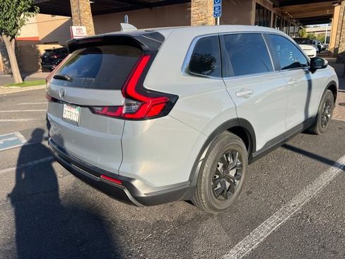 Used 2023 Honda CR-V LX image 19