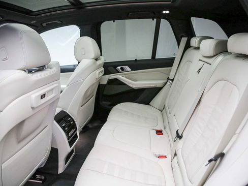 Used 2020 BMW X5 sDrive40i w/ Convenience Package RWD image 20
