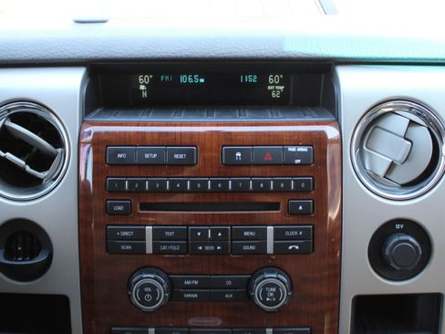 Used 2010 Ford F150 2WD SuperCrew image 25