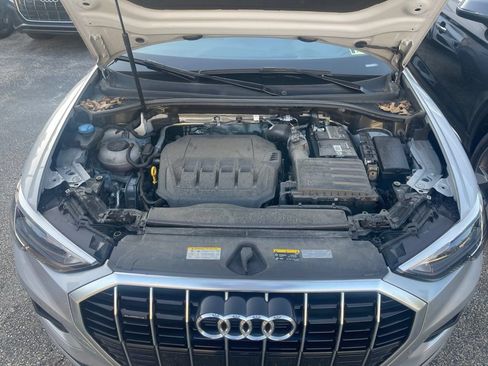 Used 2022 Audi Q3 2.0T Premium AWD/4WD image 24