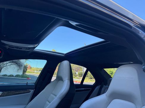 Used 2010 Mercedes-Benz C 63 AMG Sedan image 19