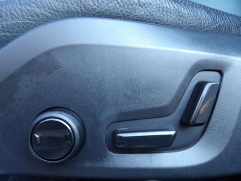 Certified 2023 Volvo XC90 B6 Plus w/ Protection Package image 17