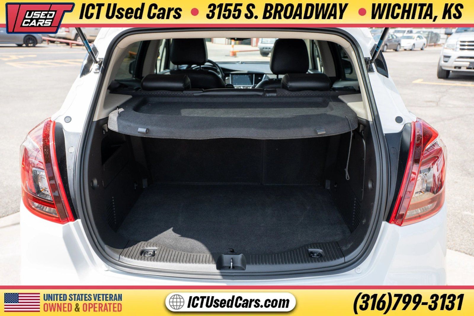 Used 2019 Buick Encore Sport Touring w/ Safety Package AWD/4WD image 3
