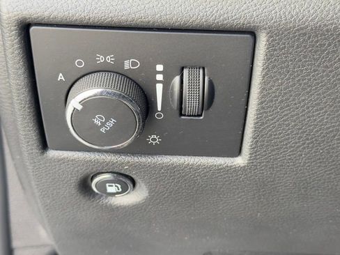 Used 2021 Jeep Grand Cherokee Laredo X AWD/4WD image 27