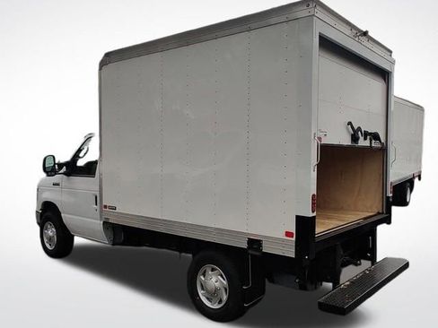 New 2025 Ford E-350 and Econoline 350 Super Duty w/ Power Equipment Group image 9