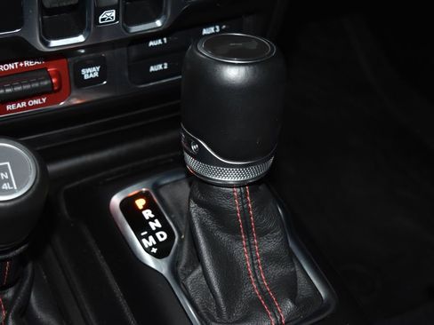 Used 2020 Jeep Wrangler Unlimited Rubicon w/ Quick Order Package 28Y Recon image 16