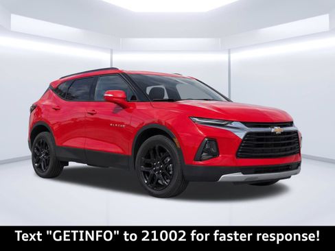 Used 2022 Chevrolet Blazer LT FWD image 2