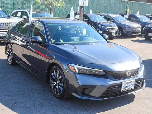 Used 2023 Honda Civic EX-L image 3