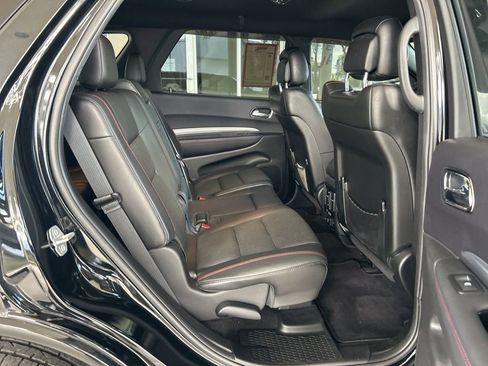 Used 2018 Dodge Durango R/T w/ Blacktop Package image 29