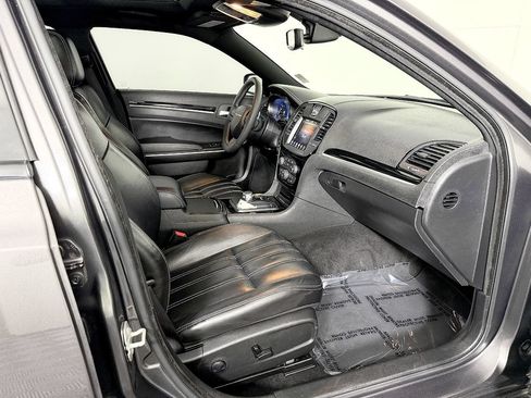 Used 2023 Chrysler 300 S RWD image 45