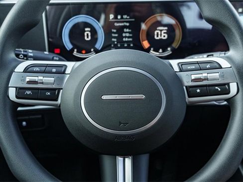 New 2025 Hyundai Santa Cruz SEL image 10