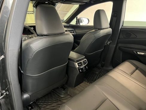 Used 2024 Lexus RX 350 FWD w/ Technology Package image 33