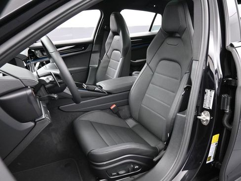 New 2026 Porsche Panamera image 5