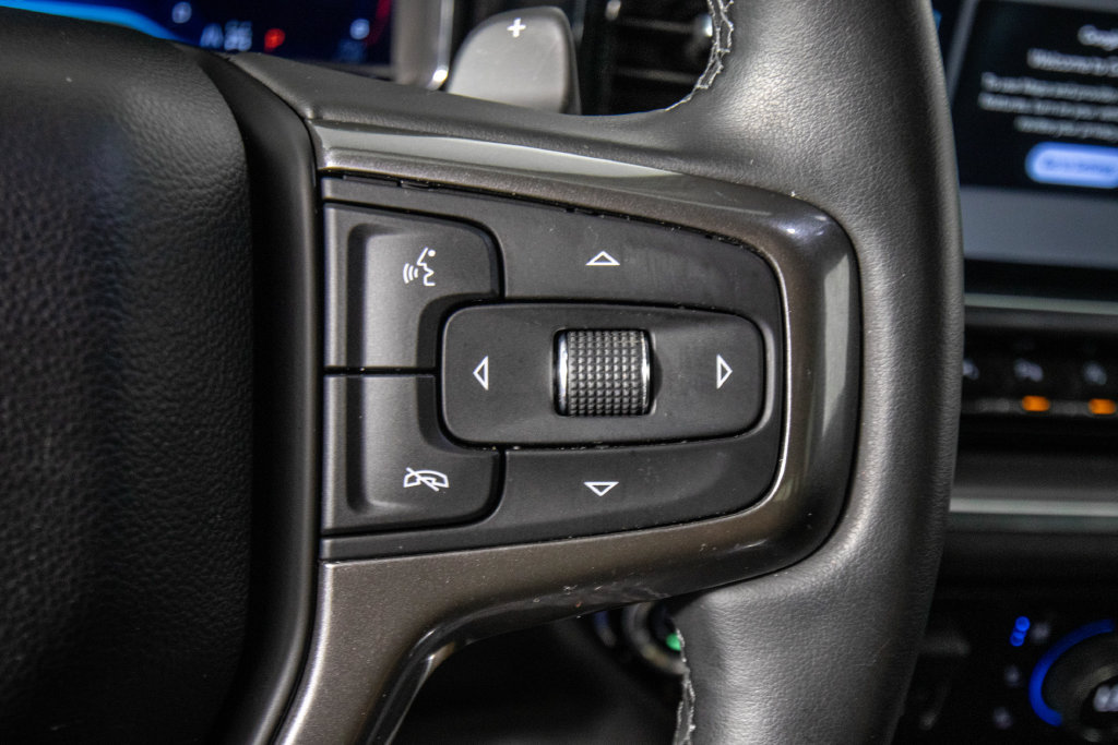 Used 2024 Chevrolet Silverado 1500 High Country w/ Technology Package AWD/4WD image 21
