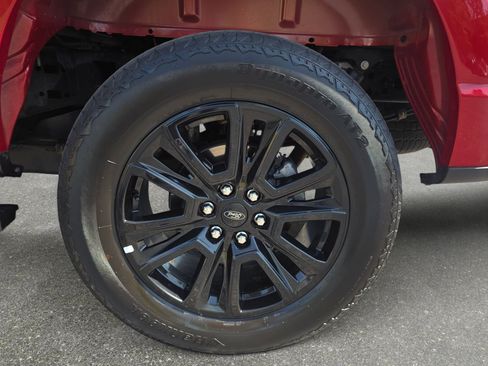 Used 2025 Ford F150 Platinum w/ FX4 Off-Road Package AWD/4WD image 31