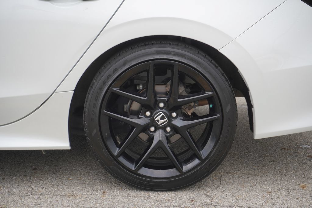 Used 2022 Honda Civic Sport image 11