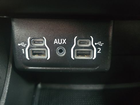 Used 2023 Dodge Durango GT image 19