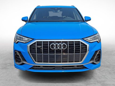 Used 2020 Audi Q3 2.0T Premium Plus w/ Premium Plus Package AWD/4WD image 2