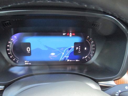 Certified 2023 Volvo XC60 B5 Plus image 19