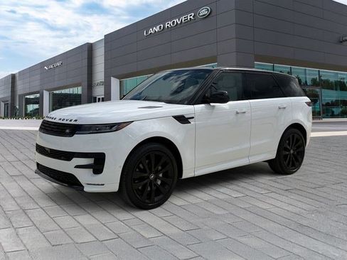 Used 2025 Land Rover Range Rover Sport Dynamic SE AWD/4WD image 1