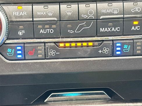 Used 2021 Ford Expedition Max Limited AWD/4WD image 21