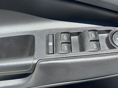 Used 2017 Ford Escape S FWD image 11