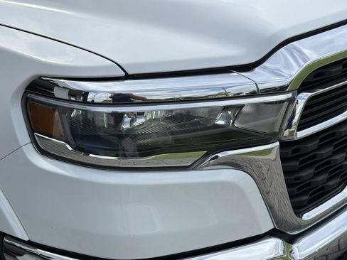 Used 2025 RAM 1500 Big Horn AWD/4WD image 9