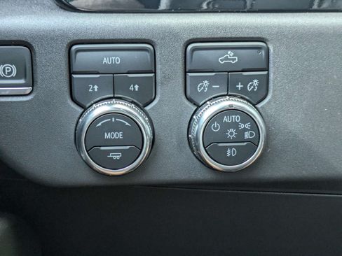 Used 2024 GMC Sierra 1500 Elevation AWD/4WD image 28