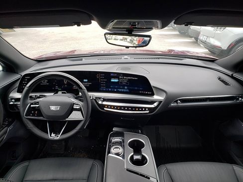 Used 2024 Cadillac Lyriq Luxury w/ LPO, Floor Liner Package image 13