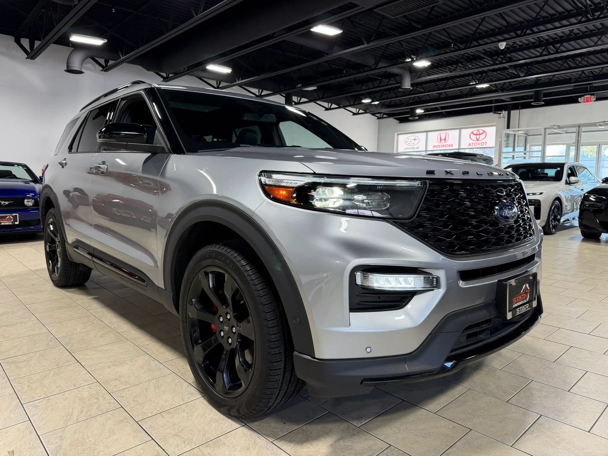 Used 2020 Ford Explorer ST w/ ST Street Pack AWD/4WD image 9