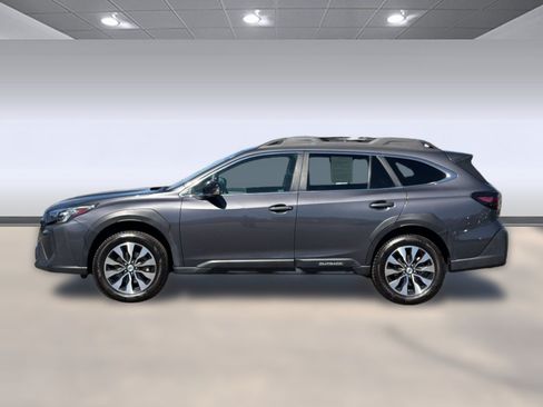 Used 2024 Subaru Outback Limited AWD/4WD image 2