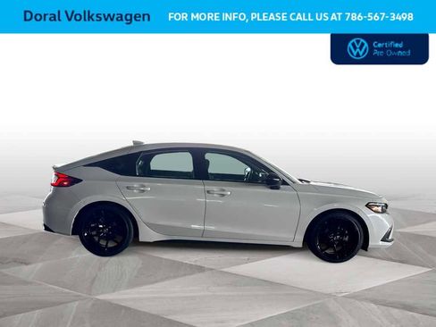 Used 2024 Honda Civic Sport image 9
