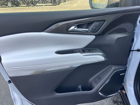 New 2026 Chevrolet Traverse High Country w/ LPO, Floor Liner Package FWD image 14