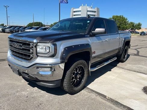 Used 2016 GMC Sierra 1500 SLE w/ SLE Value Package AWD/4WD image 6