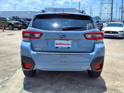 Used 2020 Subaru Crosstrek 2.0i Premium w/ Moonroof Package 2 AWD/4WD image 24