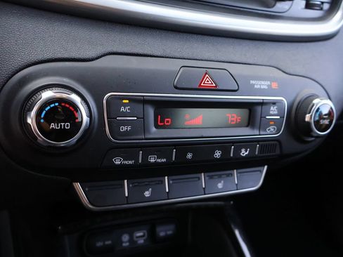 Used 2019 Kia Sorento EX FWD image 21