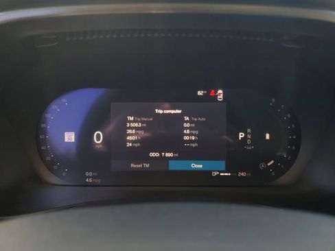Used 2026 Volvo XC40 B5 Plus AWD/4WD image 29