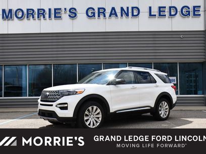 Used 2023 Ford Explorer Limited w/ Limited Technology Package