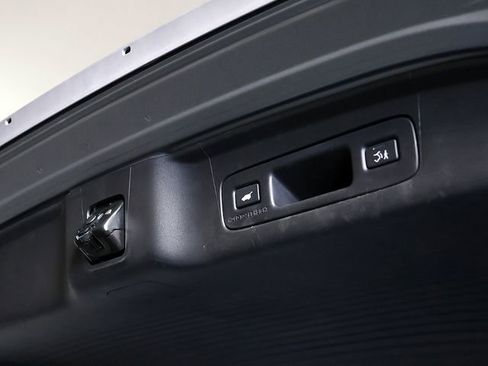 Certified 2025 Acura ADX AWD image 29