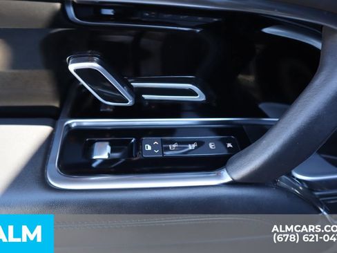 Used 2024 Land Rover Range Rover SE image 20