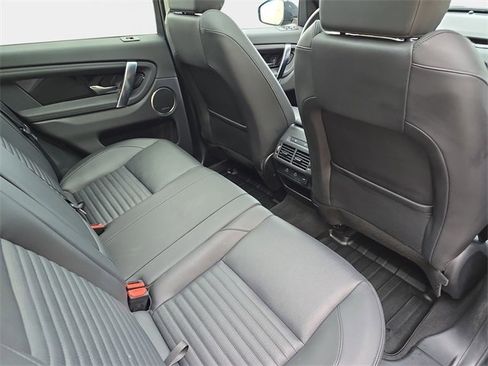 Used 2025 Land Rover Discovery Sport S image 11