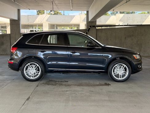 Used 2015 Audi Q5 2.0T Premium Plus w/ Technology Package AWD/4WD image 4