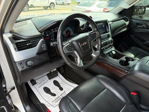 Used 2017 GMC Yukon SLT w/ Premium Edition RWD image 16