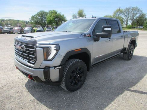 New 2026 GMC Sierra 2500 AT4 w/ AT4 Premium Plus Package AWD/4WD image 10