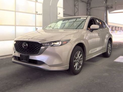Used 2025 MAZDA CX-5 AWD 2.5 S w/ Select Package image 3