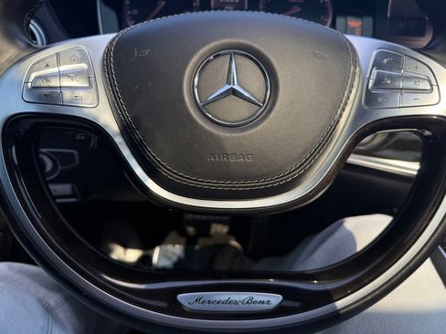 Used 2014 Mercedes-Benz S 550 Sedan image 20